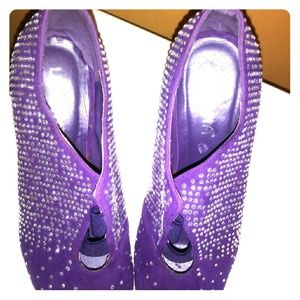 💜FINAL SALE!! FINAL SALE!!💜Purple Lady Shoe
